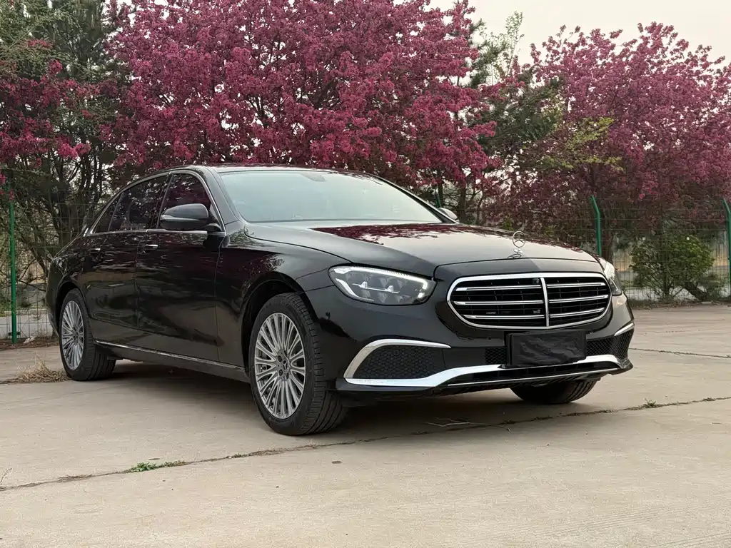 Mercedes-Benz E-Class 2021