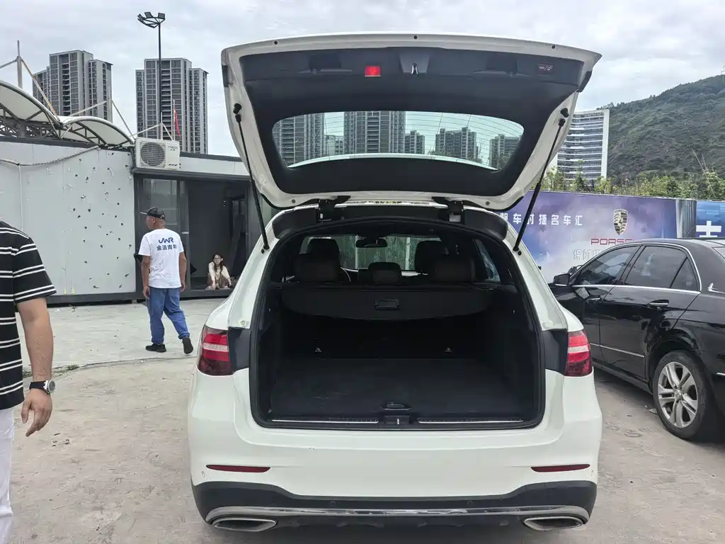 Mercedes-Benz GLC 2018 GLC 260 4MATIC