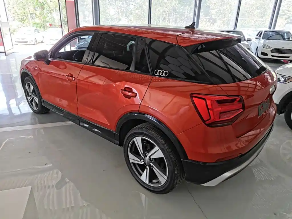 Audi Q2L — миниатюра 5
