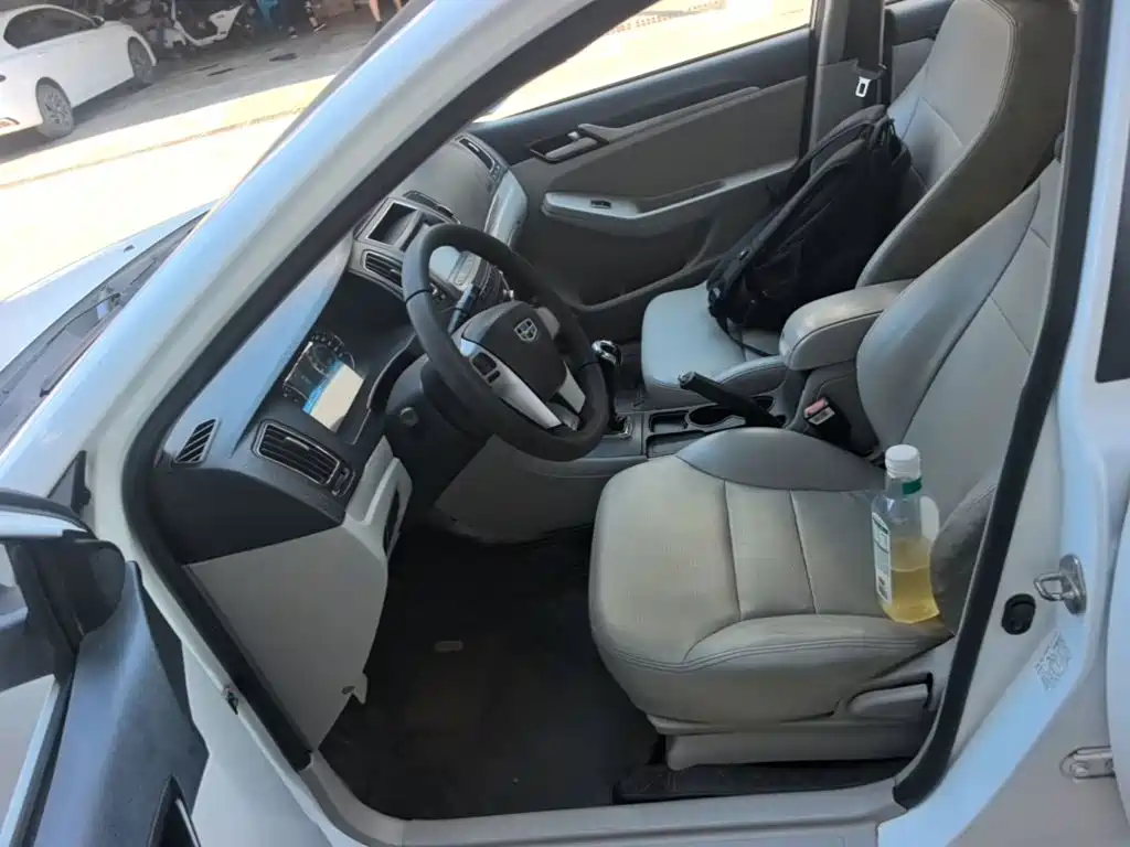 Geely Vision — миниатюра 15