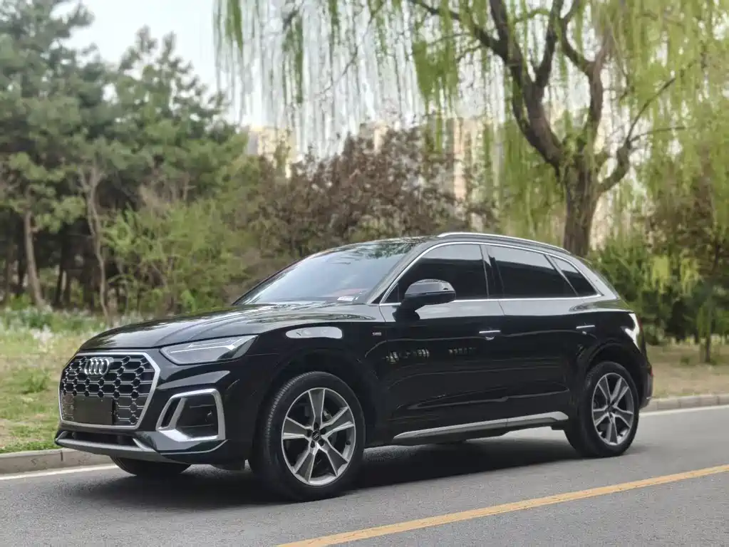 Audi Q5L 2022