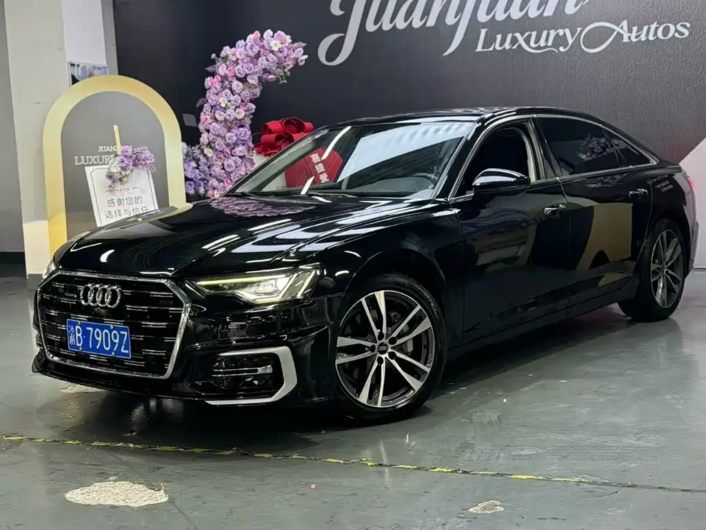 Audi A6L 2022
