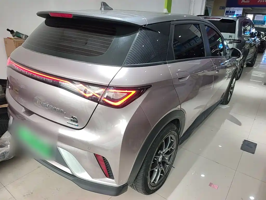 BYD Dolphin — миниатюра 5
