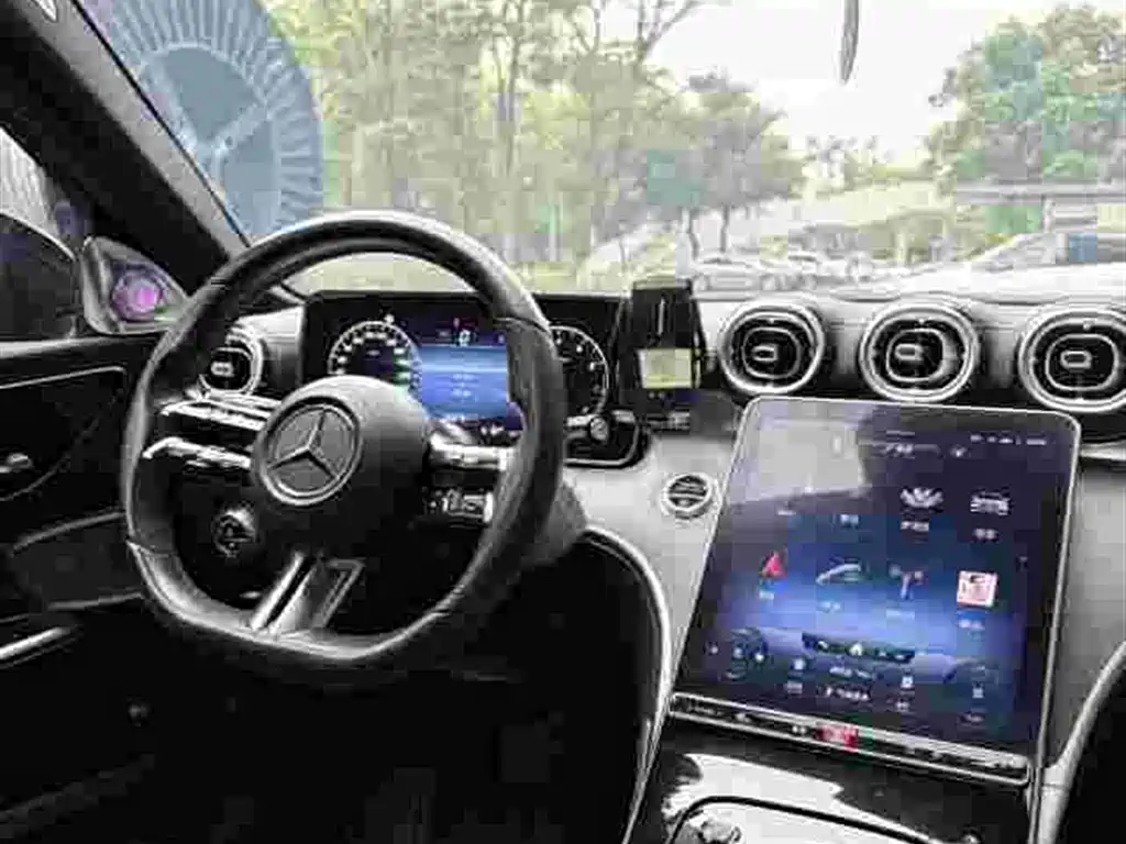 Mercedes-Benz C-Class — миниатюра 5