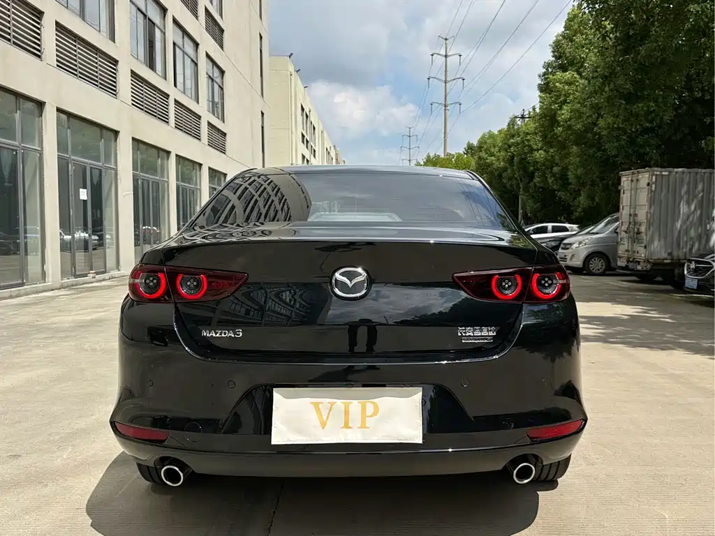 Mazda 3 Axela — миниатюра 14