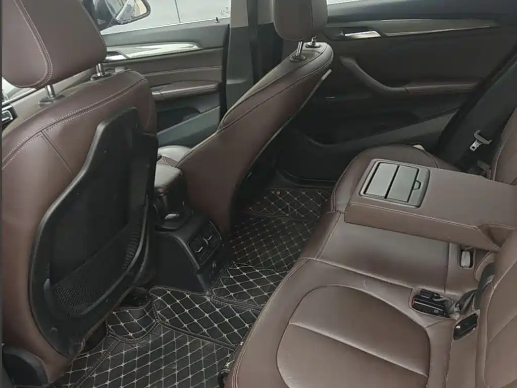 BMW X1 — миниатюра 13