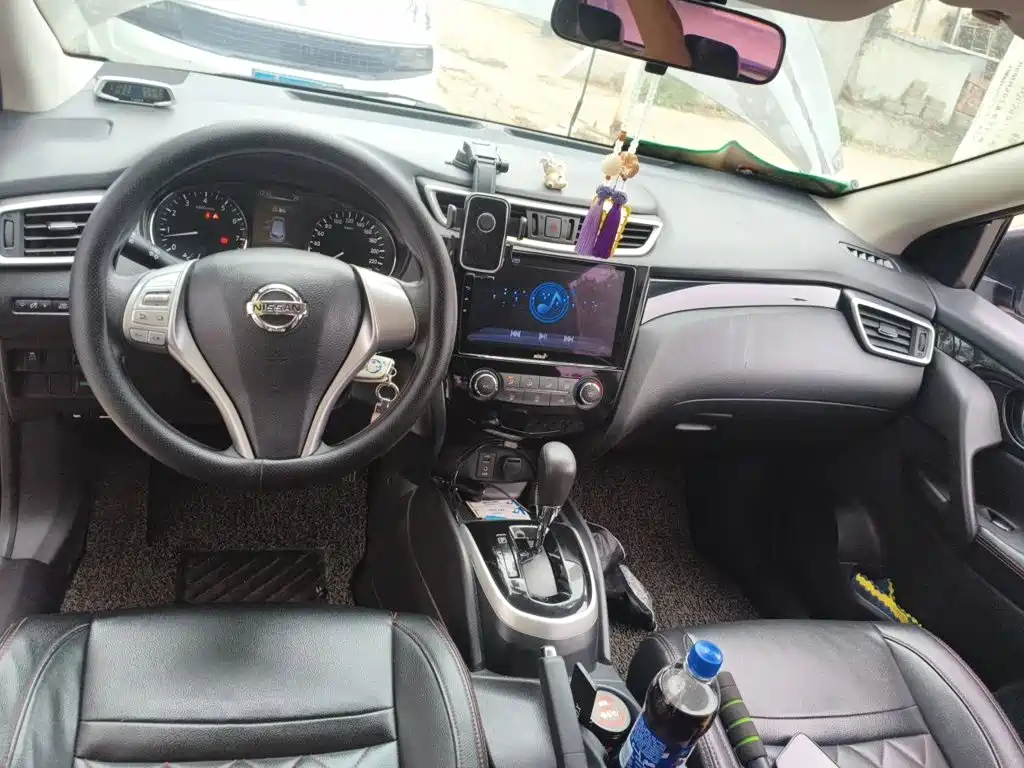 Nissan Qashqai — миниатюра 5
