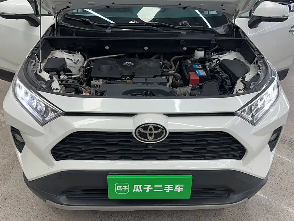 Toyota RAV4 — миниатюра 23