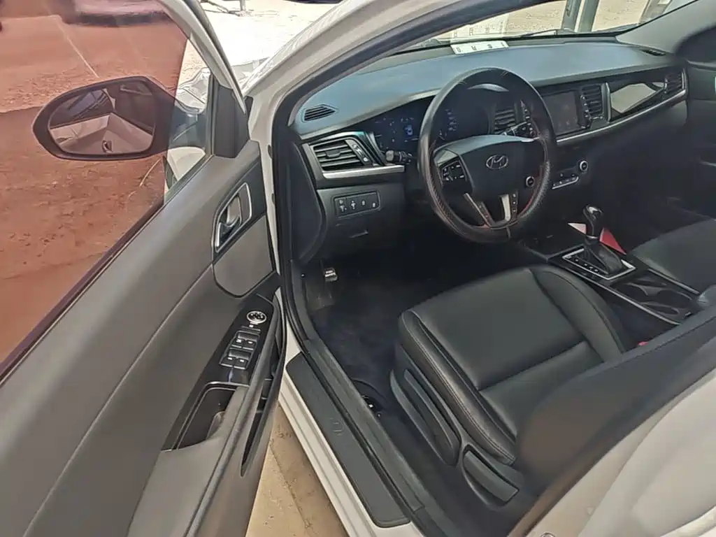 Hyundai Mistra — миниатюра 16