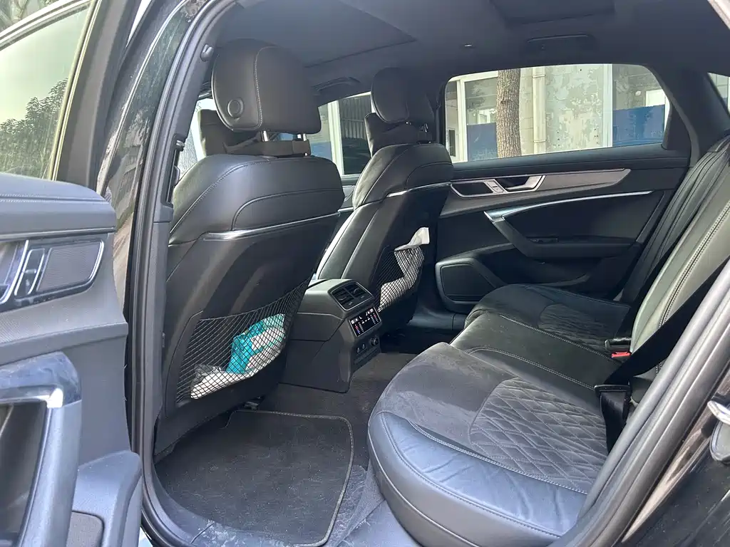 Audi A6L 2024 45 TFSI
