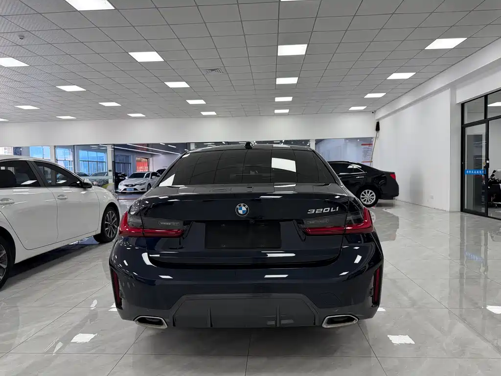 BMW 3 Series — миниатюра 6
