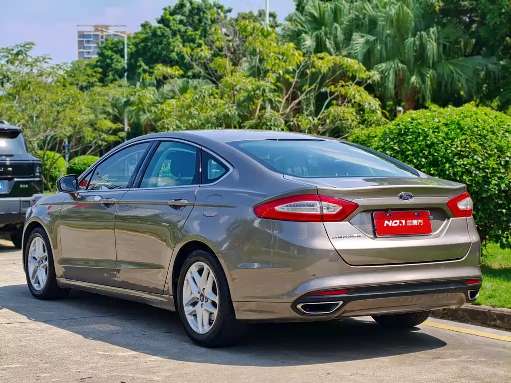 Ford Mondeo — миниатюра 5