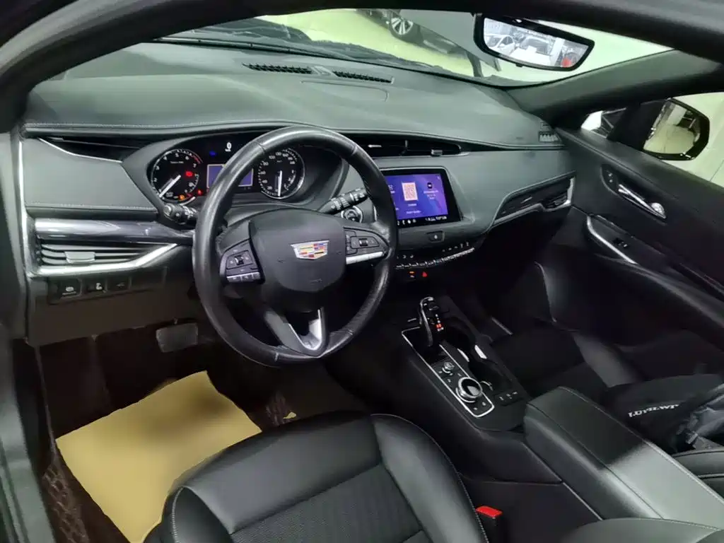 Cadillac XT4 — миниатюра 10