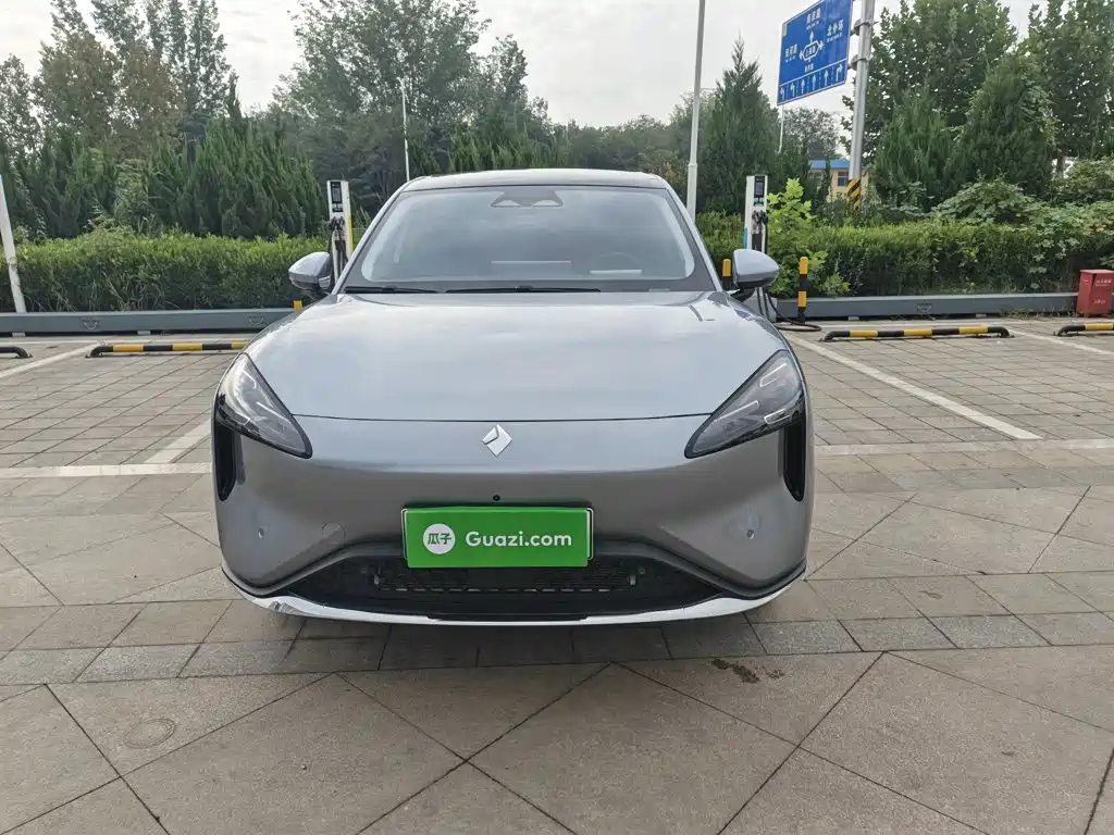 Baojun Yunhai — миниатюра 3