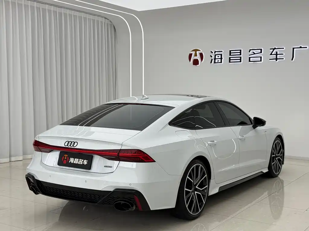 Audi A7 2023 55 TFSI quattro Premium