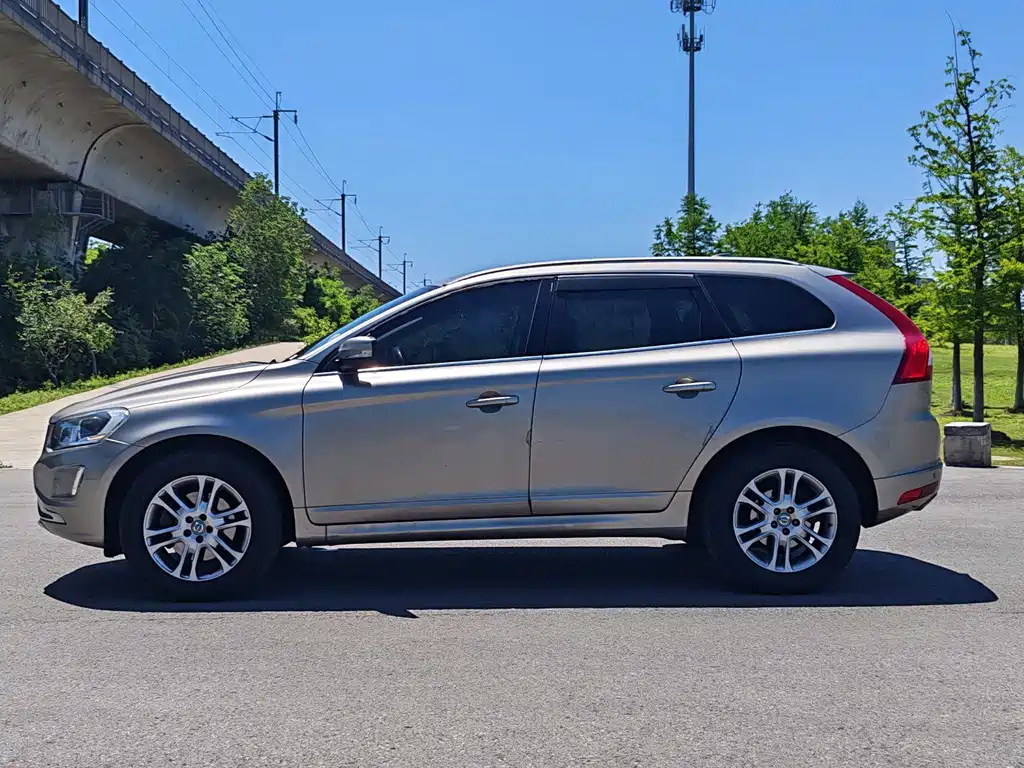 Volvo XC60 2015 T5