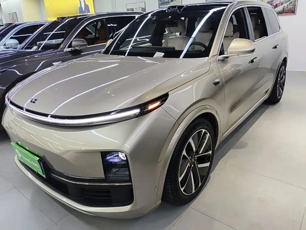 Li Auto Li L8 — миниатюра 2