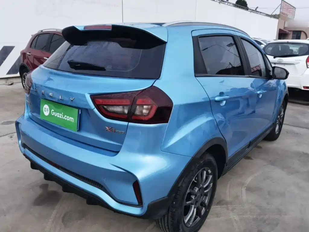 Geely Vision X3 — миниатюра 7