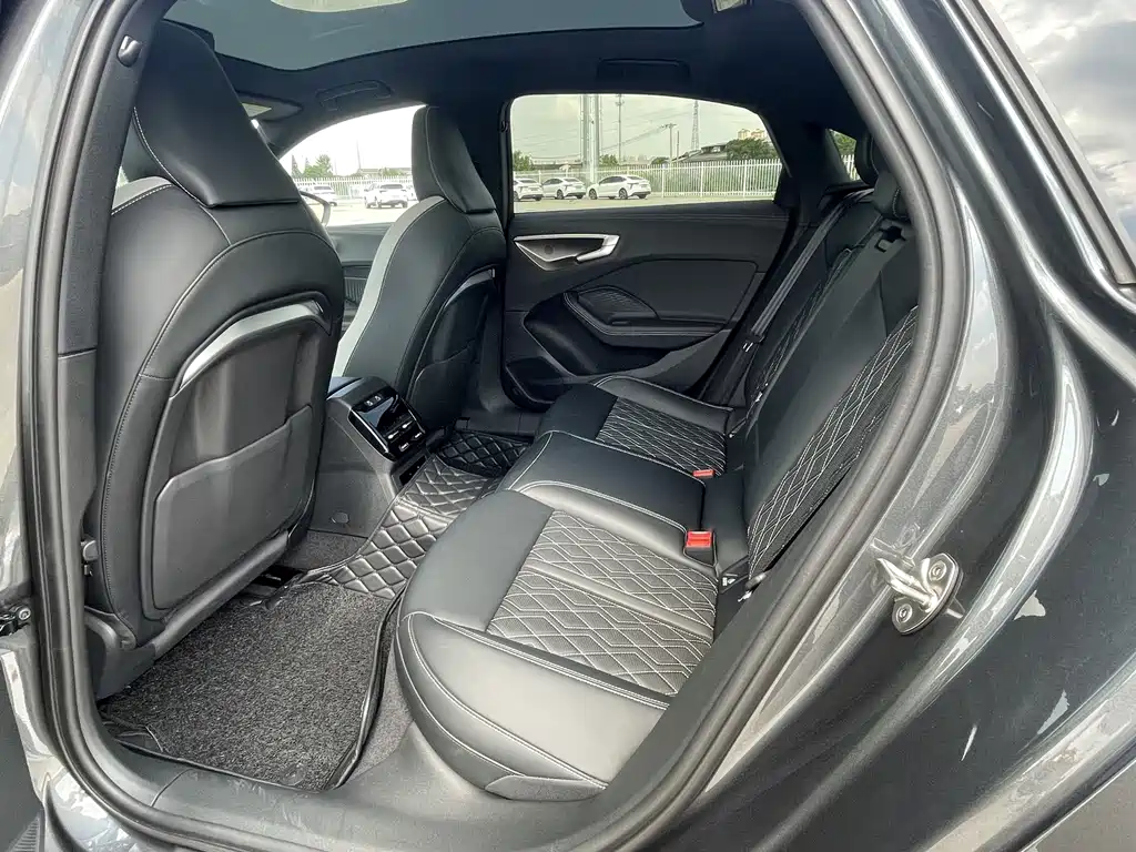 Audi A5L — миниатюра 26