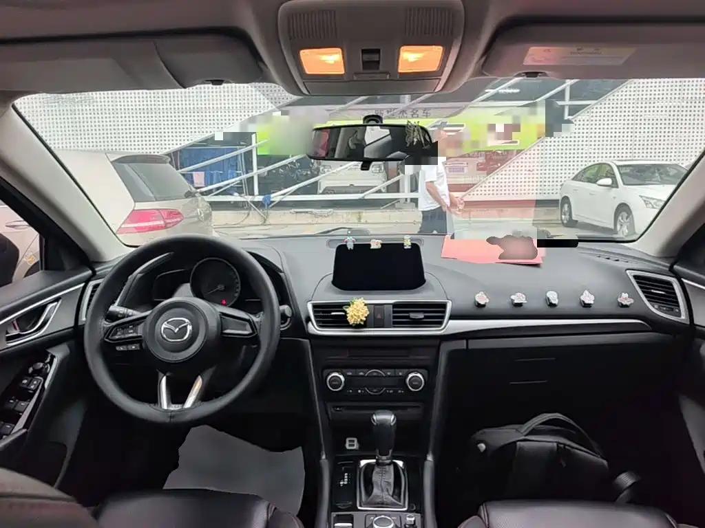 Mazda 3 Axela — миниатюра 10