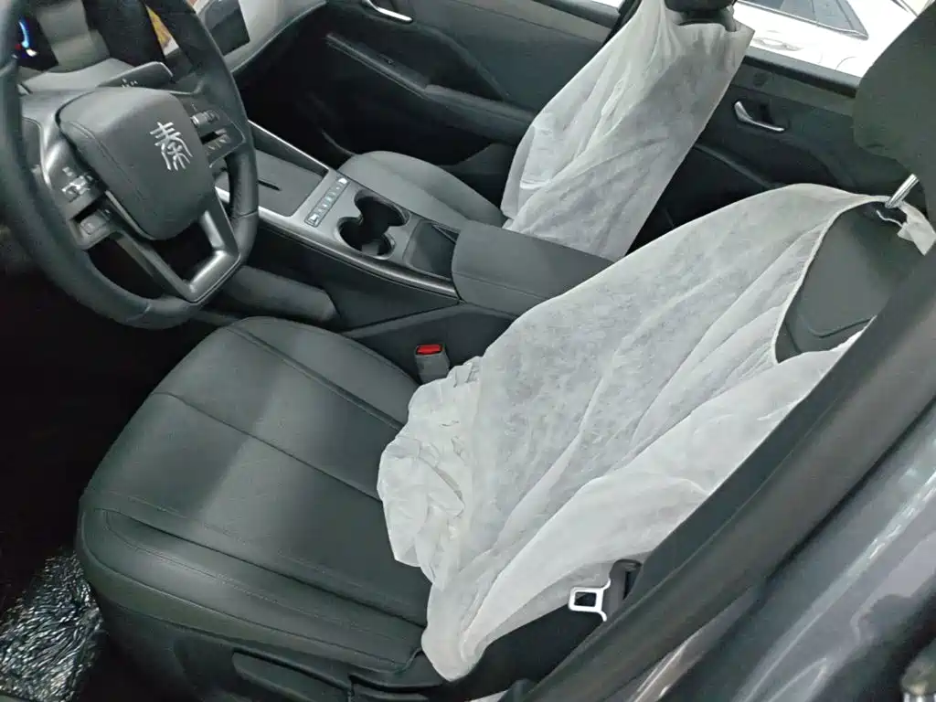 Заказать BYD Qin PLUS 2026 года за 1 795 067 ₽  из Китая