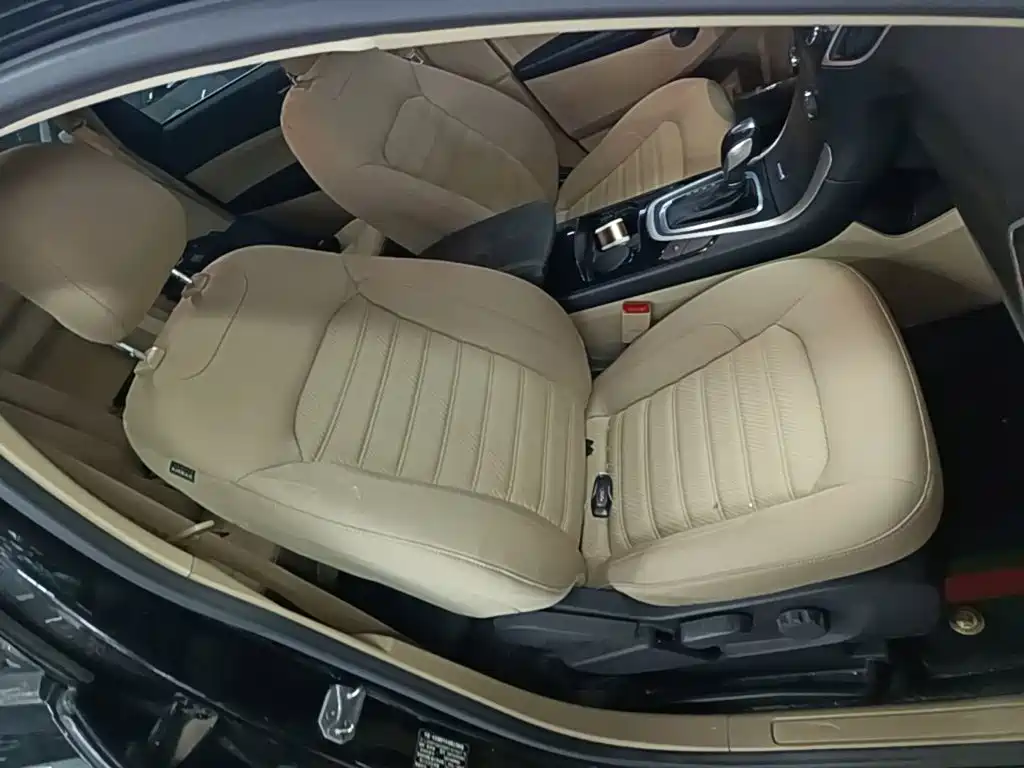 Ford Edge — миниатюра 25