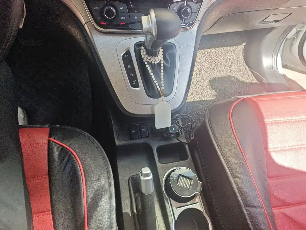 Haval M6 — миниатюра 10
