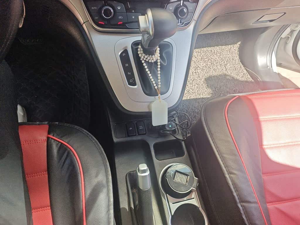 Haval Haval M6 1.5 л 2021 г. Белый, пробег 20000 км