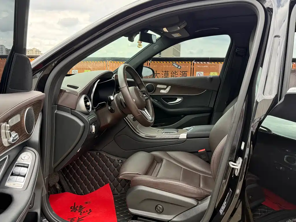 Mercedes-Benz GLC — миниатюра 11