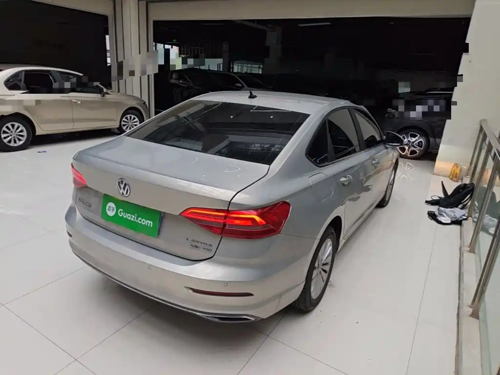 Volkswagen Lavida — миниатюра 7