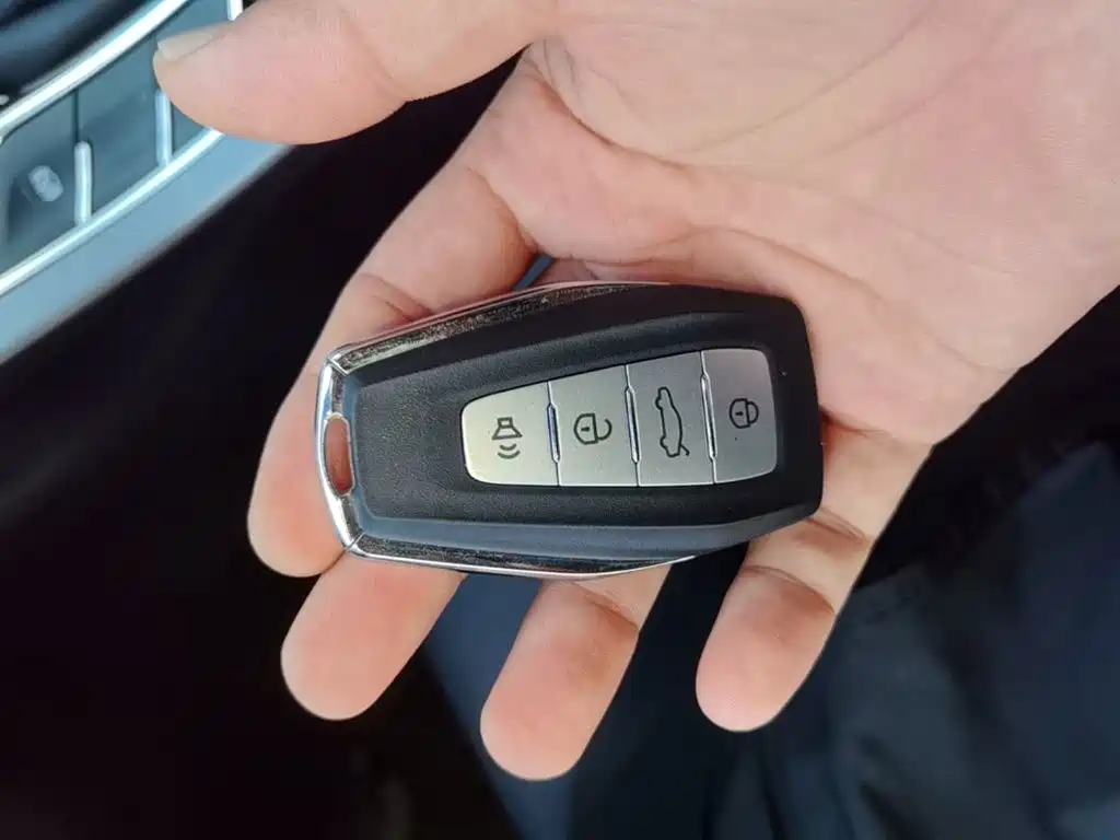 Geely Emgrand — миниатюра 9