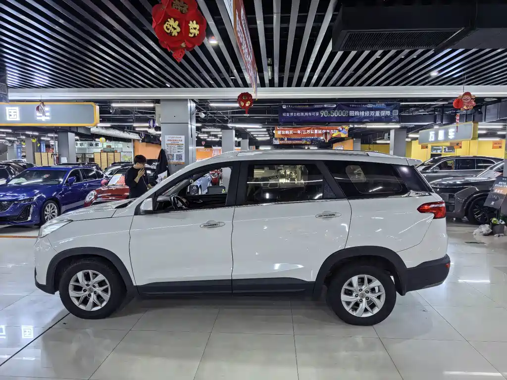 Wuling Hongguang S3 — миниатюра 7