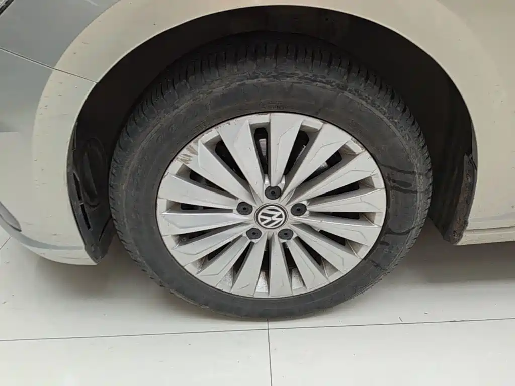 Volkswagen Lavida — миниатюра 23