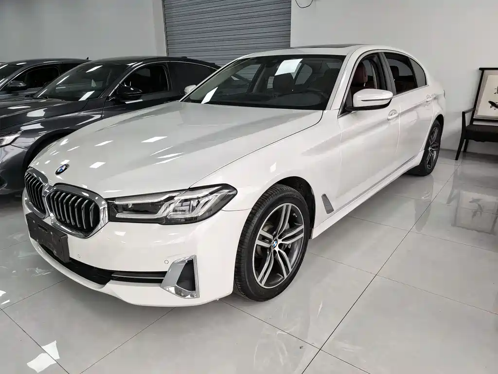 BMW 5 Series 2023