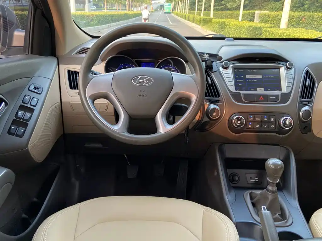 Hyundai ix35 — миниатюра 8