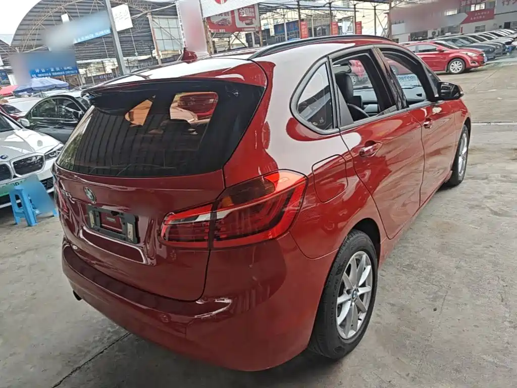 BMW 2 Series Active Tourer — миниатюра 7