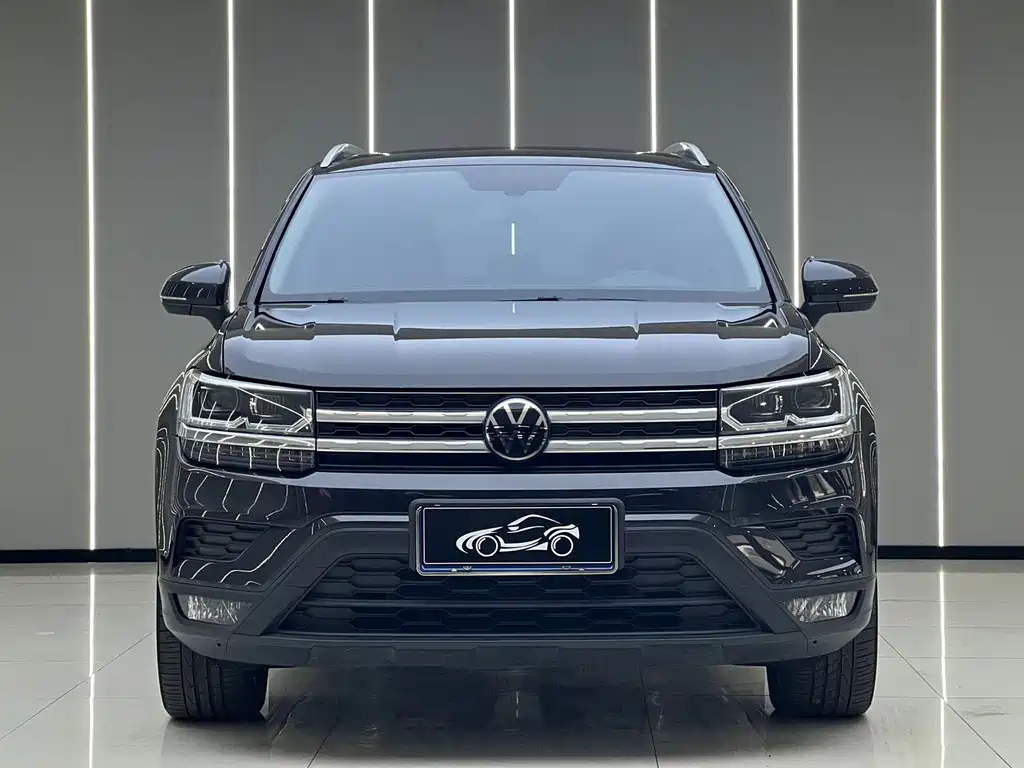 Volkswagen Tharu — миниатюра 2