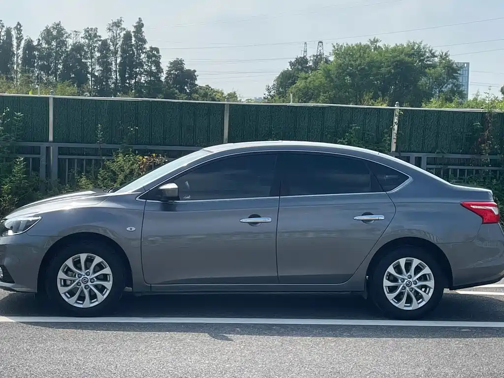 Nissan Sylphy — миниатюра 6