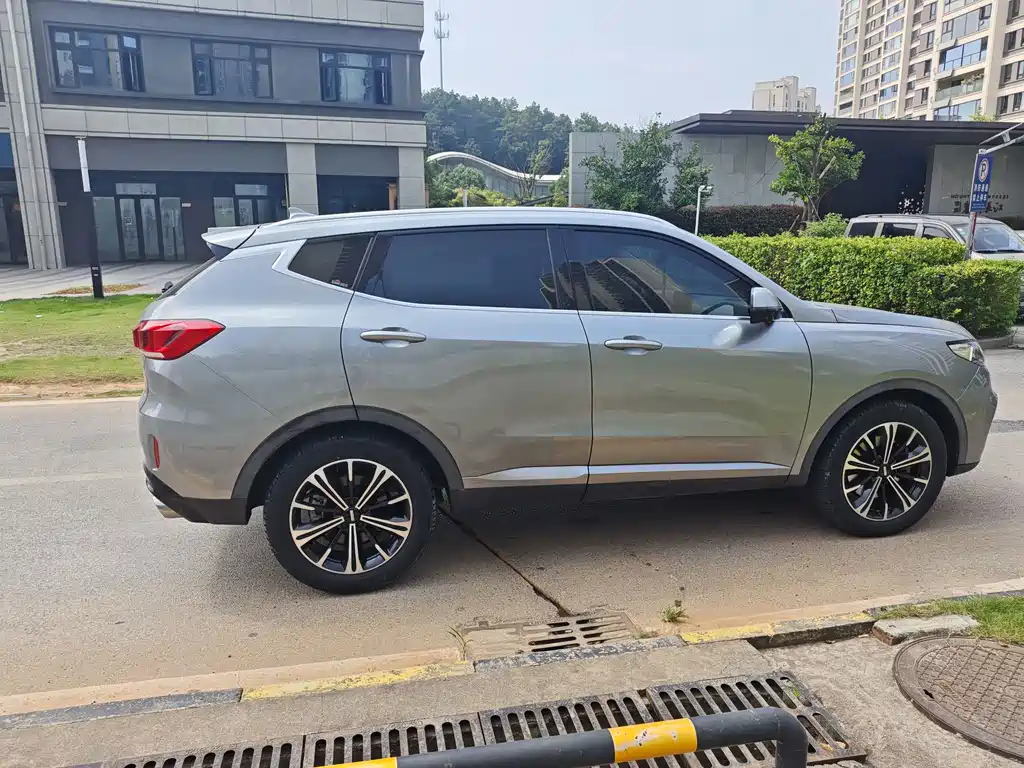 Wey Wey VV6 — миниатюра 8