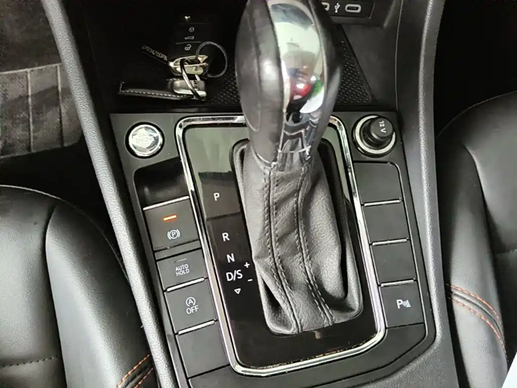 Volkswagen Bora — миниатюра 14