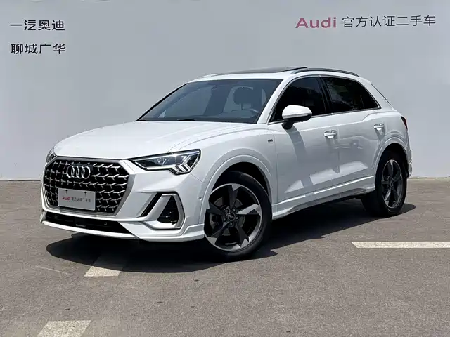 AUDI Q3 2024