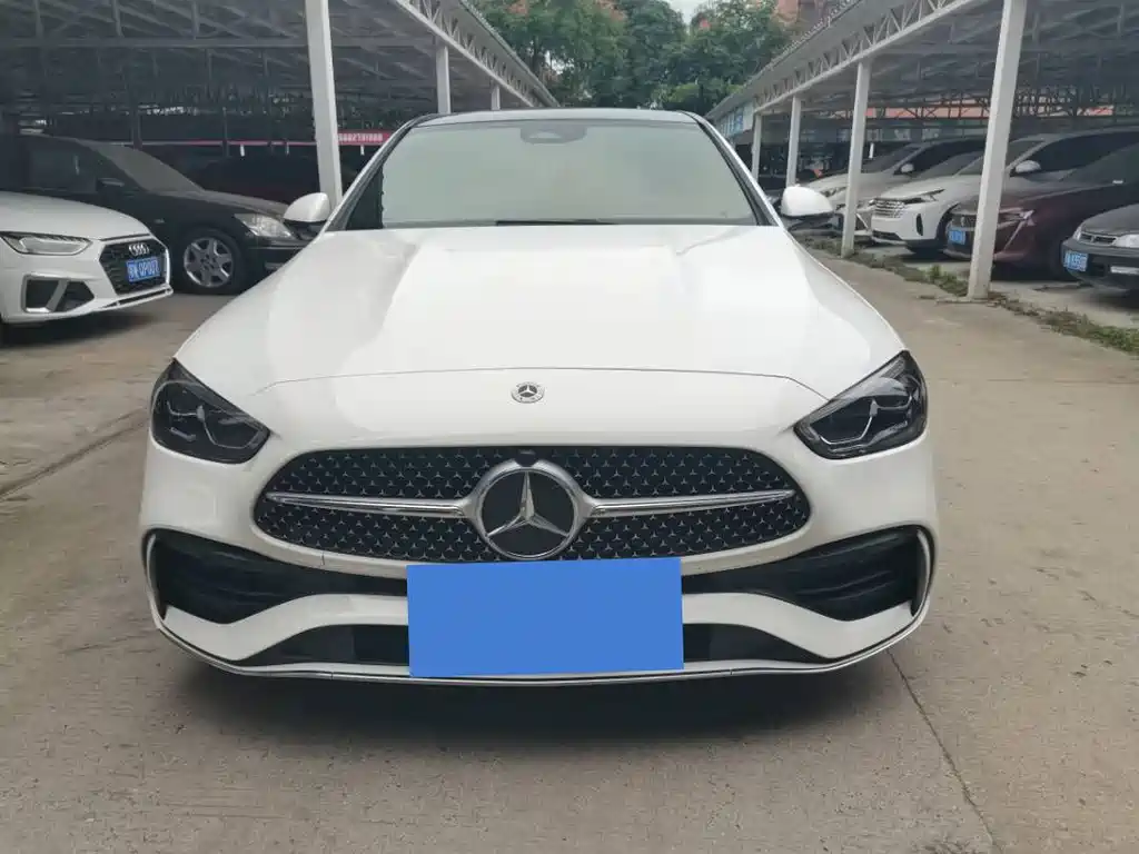 Mercedes-Benz C-Class — миниатюра 2