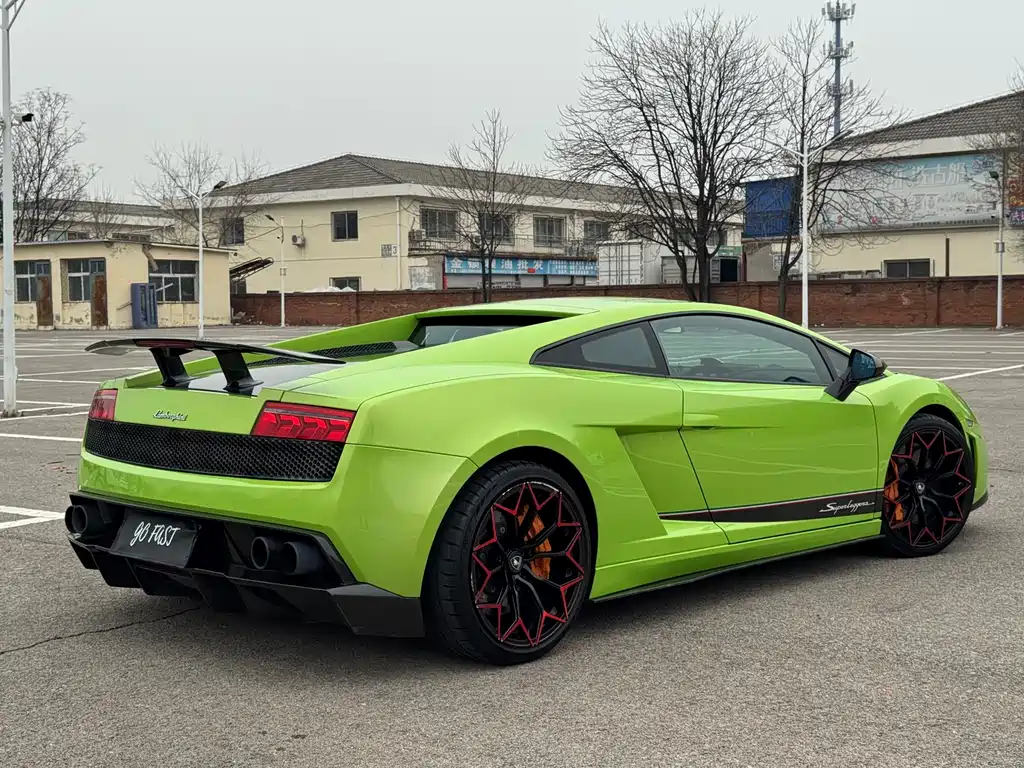 Lamborghini Gallardo 2011 LP 570-4 Superleggera