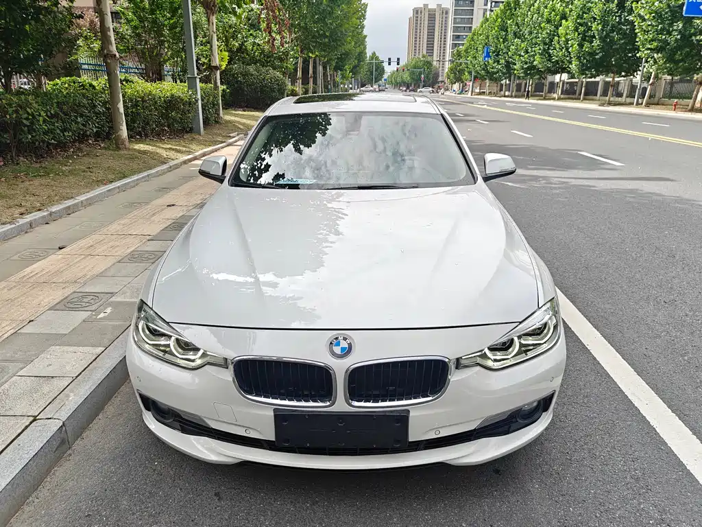 BMW 3 Series — миниатюра 9