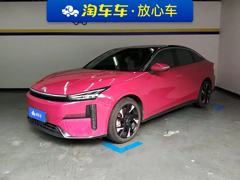 Geely Galaxy L6