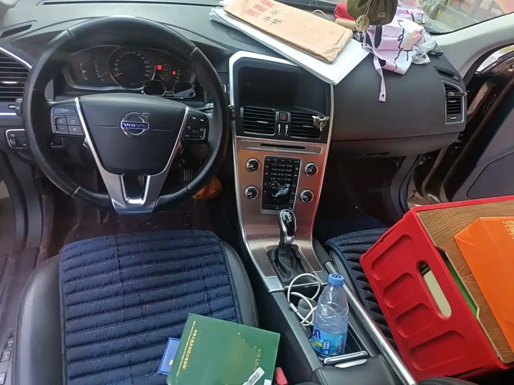 Volvo XC60 — миниатюра 10