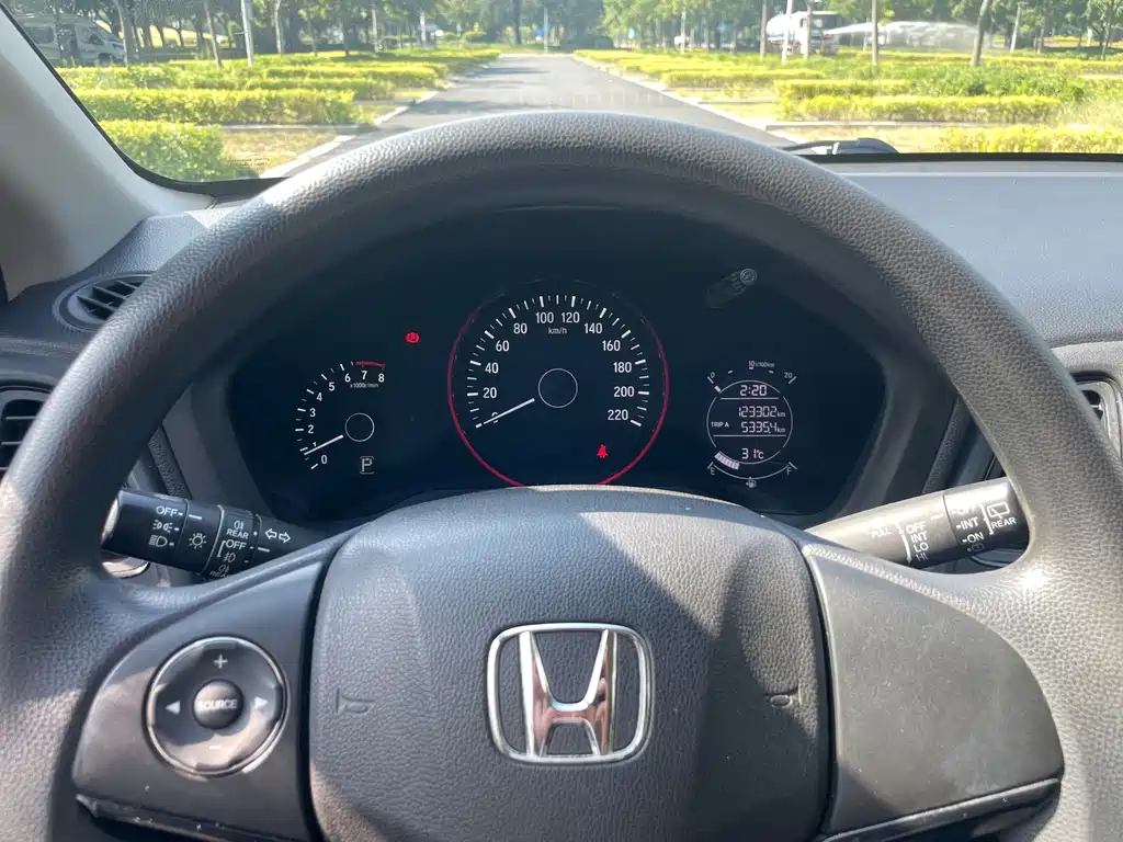 Honda Vezel — миниатюра 15