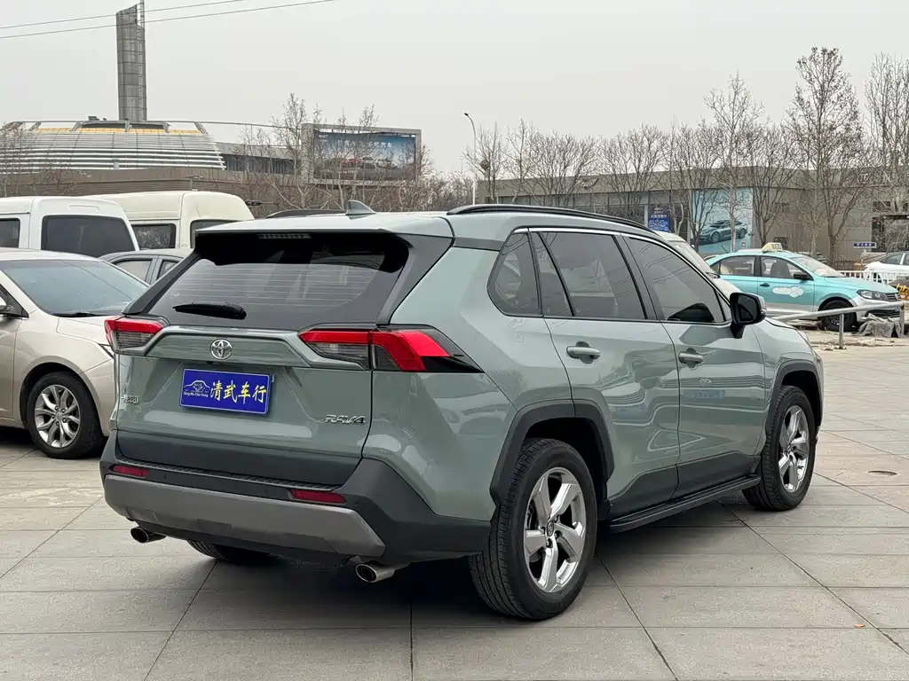 TOYOTA RAV4 RONGFANG