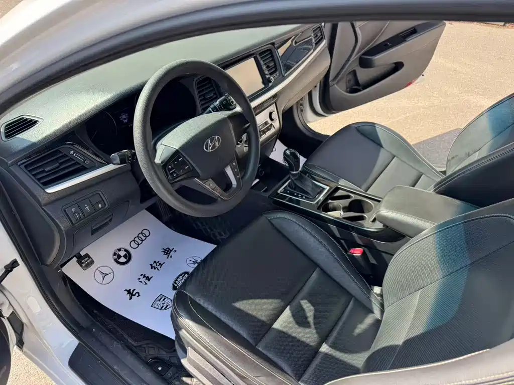 Hyundai Mistra - фото 6