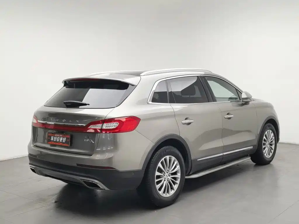 Lincoln MKX — миниатюра 2